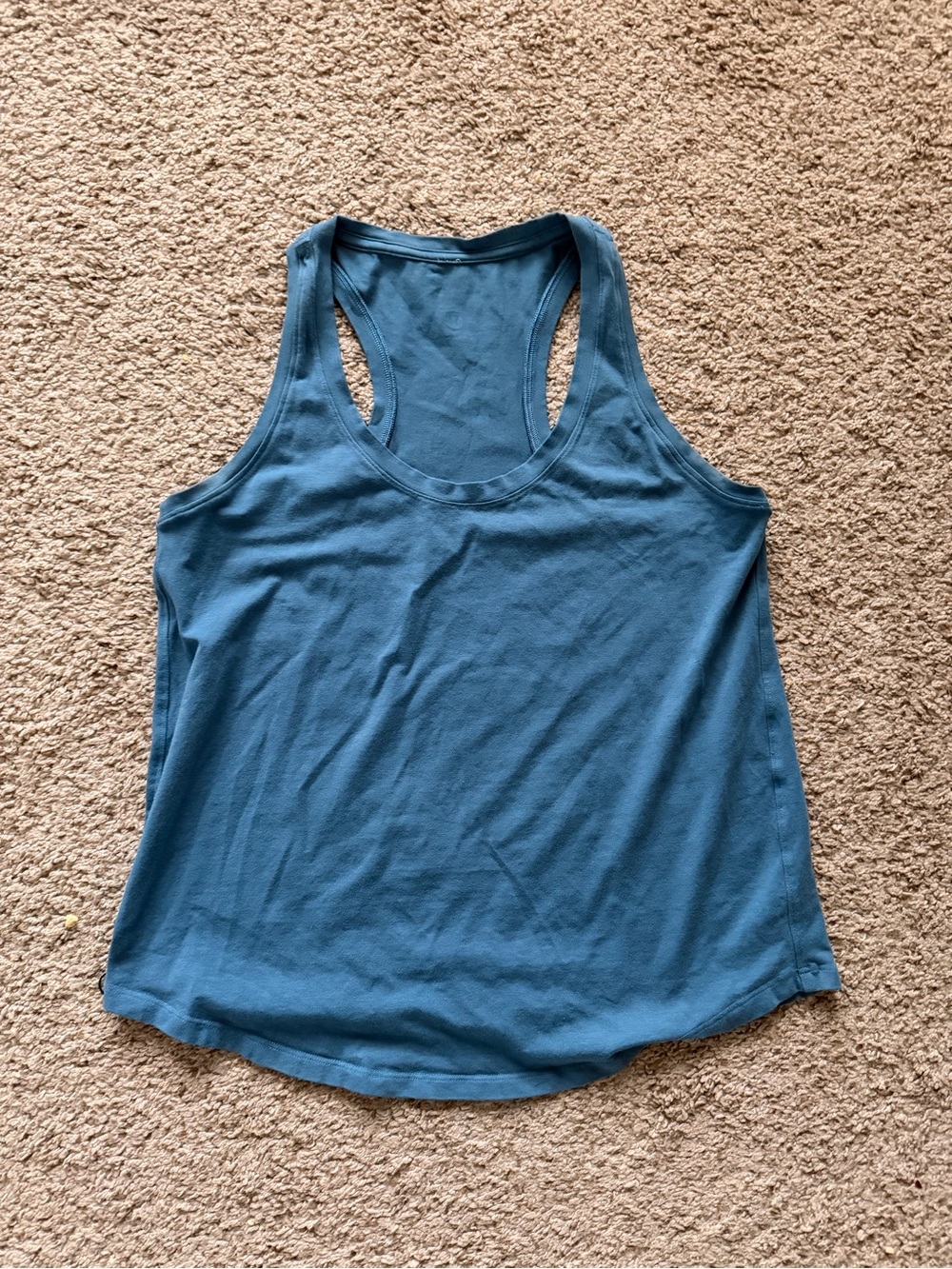 Lululemon love tank size 6